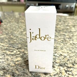 Dior J'adore Eau de Parfum 50ml **Brand New**